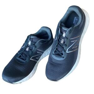 New Balance 520v8 Men’s Running Shoes Size 13.
